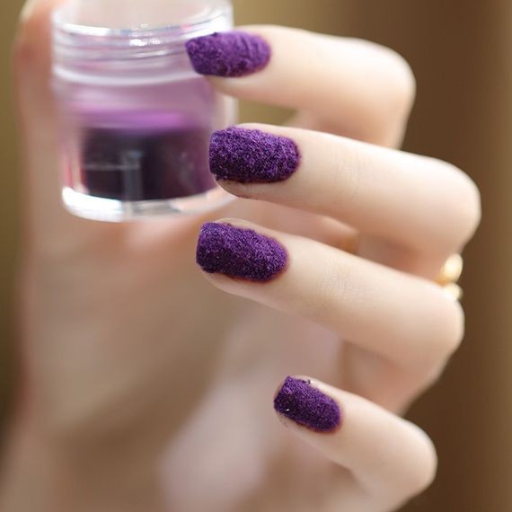 唯美紫色指尖美甲