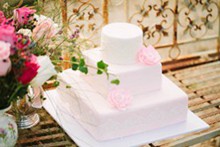  爱的供养   唯美创意婚礼蛋糕图片