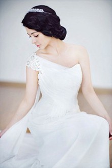  最美的年华    唯美优雅的新娘婚纱图片