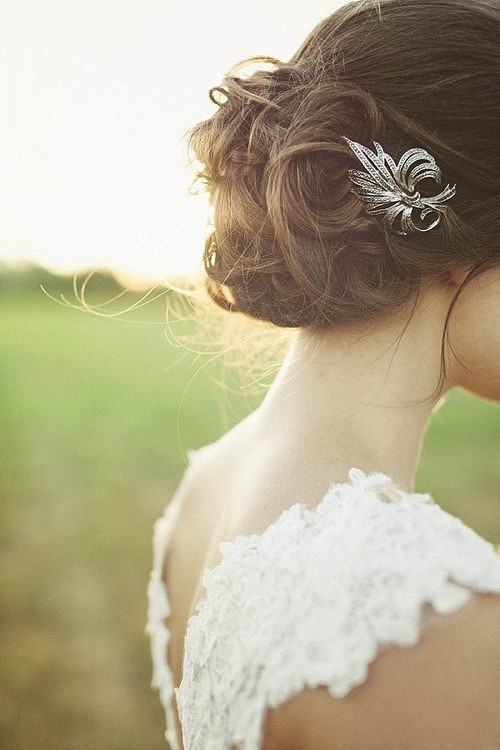 唯美优雅新娘发型图片