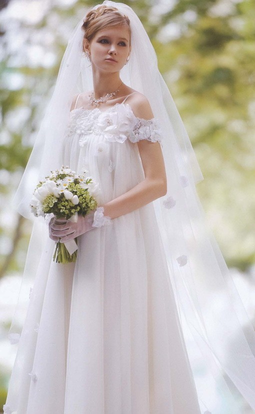 圣洁飘逸唯美的新娘头纱图片