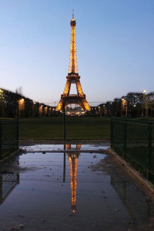  法国埃菲尔铁塔意境图片