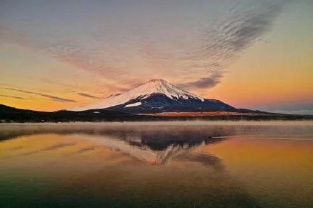 唯美山峦风景