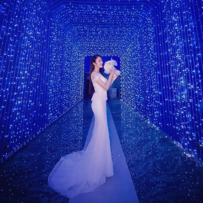 唯美婚纱一组蓝色梦幻的婚纱照