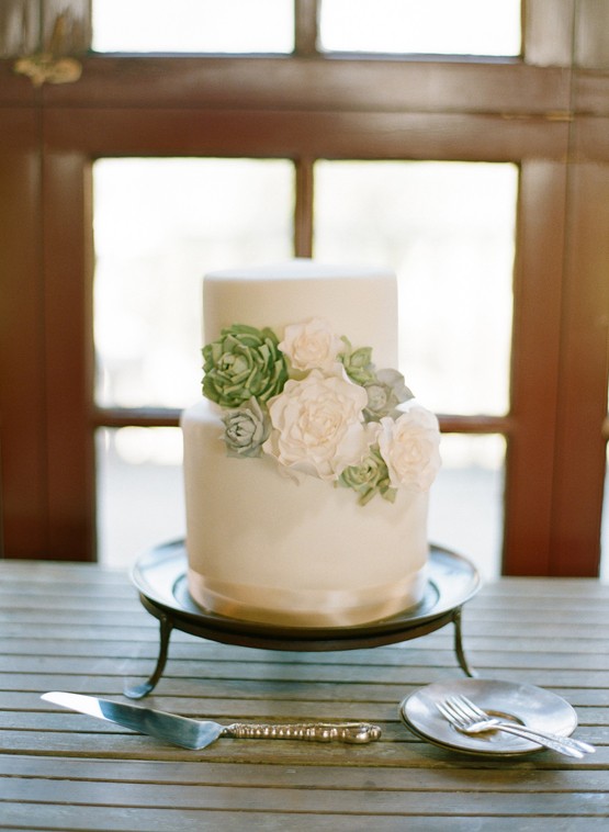 甜蜜的幸福浪漫婚礼蛋糕唯美图片
