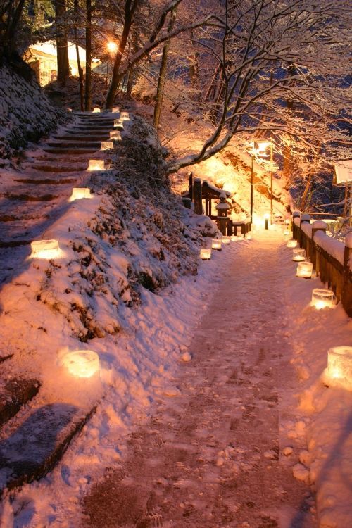 风雪夜归人谁为你点亮一盏心灯唯美意境图片