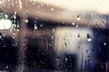  雨中、我为你撑伞唯美小清新图片