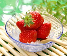  诱人的草莓高清小清新手机壁纸960*800免费下载