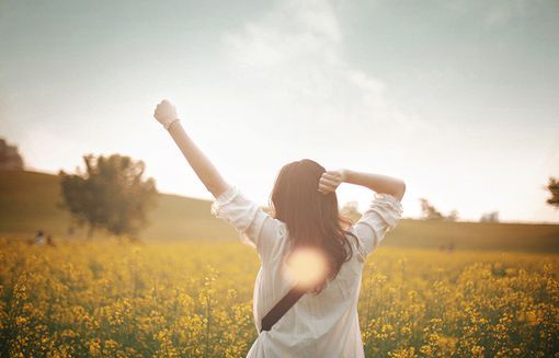 唯美图片女生清新美女图片LOMO空间素材