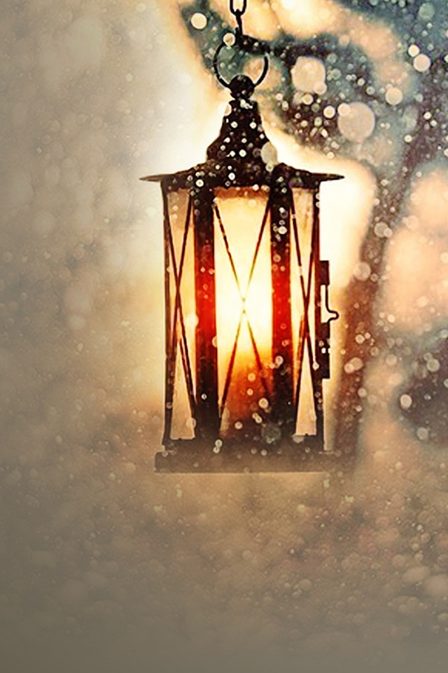 迷茫的雪夜，前方一盏马灯为你照明。  [http://wm.sc115.com/ 唯美]  高清iPhone 4s壁纸下载640x9