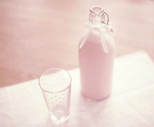 淡淡的粉色系可爱杯子唯美小清新图片